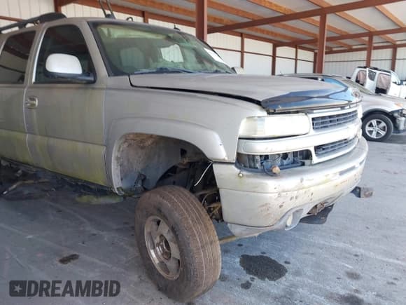 ✅ 2004 Chevrolet Suburban Z71 • VIN: 3GNFK16Z44G293667 • Лот: 42761842. Опубликован ранее на IAAI с пробегом 239 620 миль. Бесплатный доступ к архиву аукционных продаж из США и подробный отчёт об истории автомобиля на DreamBid. Изображение 15.