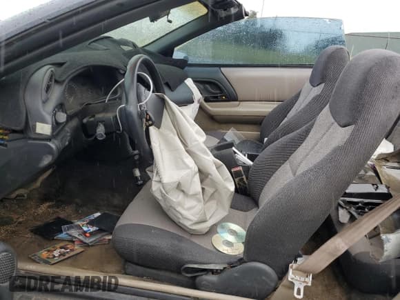 ✅ 1996 Chevrolet Camaro Z28 • VIN: 2G1FP32P4T2158628 • Лот: 79926504. Опубликован ранее на Copart с пробегом 210 864 миль. Бесплатный доступ к архиву аукционных продаж из США и подробный отчёт об истории автомобиля на DreamBid. Изображение 7.