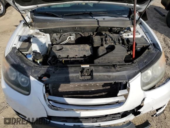 ✅ 2012 Hyundai Santa Fe GLS • VIN: 5XYZG3AB0CG116463 • Lot: 86622674. Listed on Copart with 96,454 mi. Free auction sales archive from the USA and detailed vehicle history report at DreamBid. Image 12.