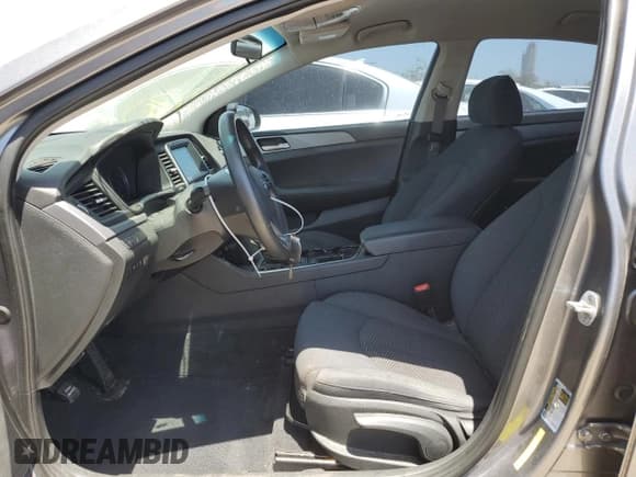 ✅ 2018 Hyundai Sonata SE • VIN: 5NPE24AF9JH689034 • Lot: 50222383. Listed on Copart with 35,122 mi. Free auction sales archive from the USA and detailed vehicle history report at DreamBid. Image 7.