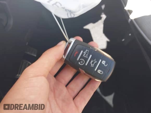 2024 Ram 1500 Limited с VIN 1C6SRFHT0RN115947, выставлен на аукционе IAAI как лот 42235255 с пробегом 18 961 миль миль и . История ставок и продаж доступна на DreamBid. Изображение 11.