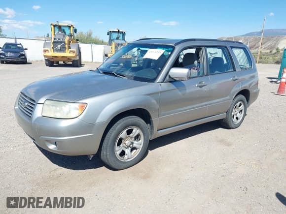 ✅ 2007 Subaru Forester X • VIN: JF1SG65697H715011 • Lot: 43114255. Listed on IAAI with 182,934 mi. Free auction sales archive from the USA and detailed vehicle history report at DreamBid. Image 2.