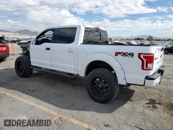✅ 2017 Ford F-150 XLT • VIN: 1FTEW1EF4HKD14676 • Lot: 87395095. Wystawiony na Copart z przebiegiem 105 178 mil. Bezpłatny archiwum sprzedaży aukcyjnych z USA i szczegółowy raport historii pojazdu na DreamBid. Zdjęcie 2.