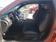 ✅ 2022 Dodge Challenger R/T • VIN: 2C3CDZBT1NH194669 • Lot: 71551462. Wystawiony na Copart z przebiegiem 1 296 mil. Bezpłatny archiwum sprzedaży aukcyjnych z USA i szczegółowy raport historii pojazdu na DreamBid. Zdjęcie 7.