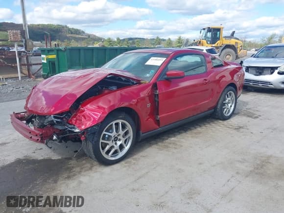✅ 2010 Ford Mustang GT • VIN: 1ZVBP8CH3A5117058 • Lot: 43386093. Listed on IAAI with 64,958 mi. Free auction sales archive from the USA and detailed vehicle history report at DreamBid. Image 18.