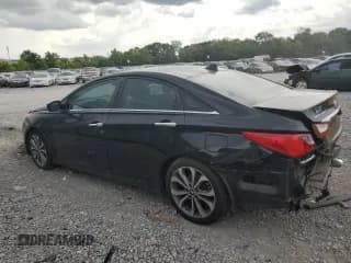 ✅ 2013 Hyundai Sonata SE • VIN: 5NPEC4AB2DH581031 • Lot: 62255394. Listed on Copart with 284,414 mi. Free auction sales archive from the USA and detailed vehicle history report at DreamBid. Image 2.