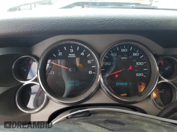 ✅ 2008 GMC Sierra 2500HD Work Truck • VIN: 1GTHC23K08F192760 • Lot: 61491925. Wystawiony na Copart z przebiegiem 115 004 mil. Bezpłatny archiwum sprzedaży aukcyjnych z USA i szczegółowy raport historii pojazdu na DreamBid. Zdjęcie 9.