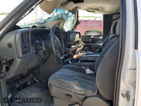 ✅ 2004 Chevrolet Silverado 2500HD LT • VIN: 1GCHC23U94F237271 • Lot: 76339094. Listed on Copart with Not provided. Free auction sales archive from the USA and detailed vehicle history report at DreamBid. Image 7.