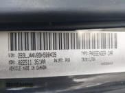✅ 2009 Dodge Challenger SE • VIN: 2B3LJ44V89H588439 • Lot: 40663211. Wystawiony na IAAI z przebiegiem 172 655 mil. Bezpłatny archiwum sprzedaży aukcyjnych z USA i szczegółowy raport historii pojazdu na DreamBid. Zdjęcie 9.