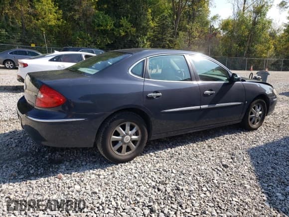 ✅ 2009 Buick LaCrosse CXL • VIN: 2G4WD582191135339 • Lot: 81582405. Wystawiony na Copart z przebiegiem Nie podano. Bezpłatny archiwum sprzedaży aukcyjnych z USA i szczegółowy raport historii pojazdu na DreamBid. Zdjęcie 3.