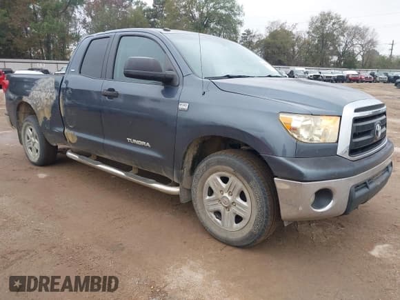 ✅ 2010 Toyota Tundra • VIN: 5TFRM5F15AX003218 • Lot: 43840743. Wystawiony na IAAI z przebiegiem 232 392 mil. Bezpłatny archiwum sprzedaży aukcyjnych z USA i szczegółowy raport historii pojazdu na DreamBid. Zdjęcie 1.