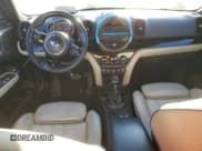 ✅ 2018 MINI Countryman Cooper S • VIN: WMZYT3C30J3E93344 • Lot: 86149194. Wystawiony na Copart z przebiegiem 89 969 mil. Bezpłatny archiwum sprzedaży aukcyjnych z USA i szczegółowy raport historii pojazdu na DreamBid. Zdjęcie 8.