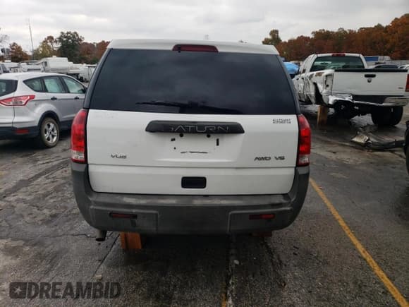 ✅ 2005 Saturn VUE • VIN: 5GZCZ634X5S830970 • Lot: 77428814. Wystawiony na Copart z przebiegiem 247 436 mil. Bezpłatny archiwum sprzedaży aukcyjnych z USA i szczegółowy raport historii pojazdu na DreamBid. Zdjęcie 6.