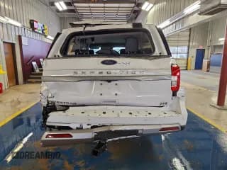 ✅ 2024 Ford Expedition XLT • VIN: 1FMJU1J86REB07794 • Lot: 94349725. Wystawiony na Copart z przebiegiem 13 538 mil. Bezpłatny archiwum sprzedaży aukcyjnych z USA i szczegółowy raport historii pojazdu na DreamBid. Zdjęcie 6.