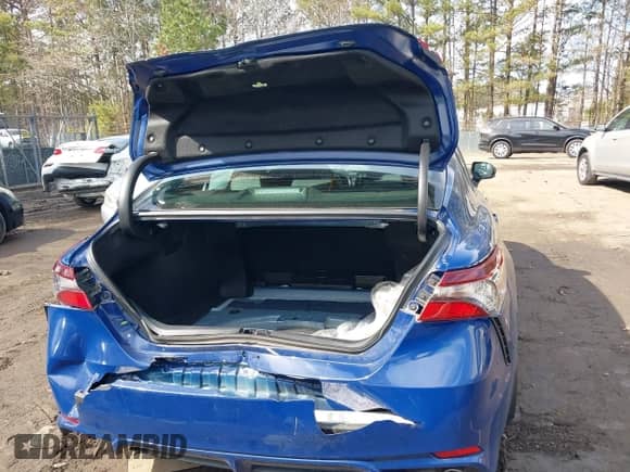 2023 Toyota Camry SE with VIN 4T1G11BK1PU098079, listed as a IAAI auction lot 41663463 with 38,070 mi miles and . Bid and sale history available at DreamBid. Image 16.