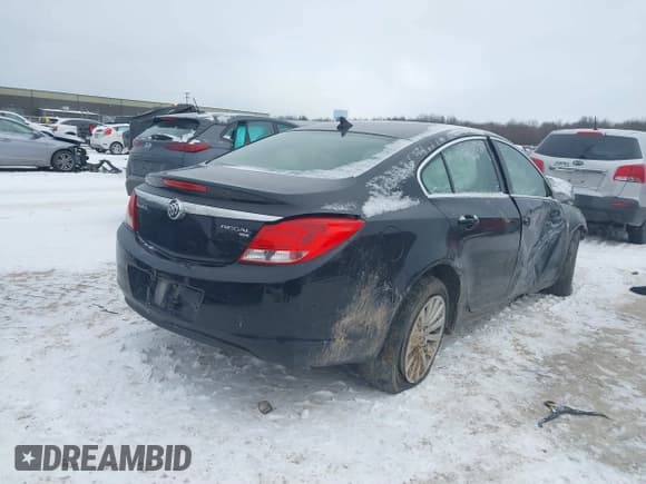 ✅ 2011 Buick Regal CXL RL2 • VIN: 2G4GP5EC5B9185208 • Lot: 41264795. Listed on IAAI with 200,647 mi. Free auction sales archive from the USA and detailed vehicle history report at DreamBid. Image 4.