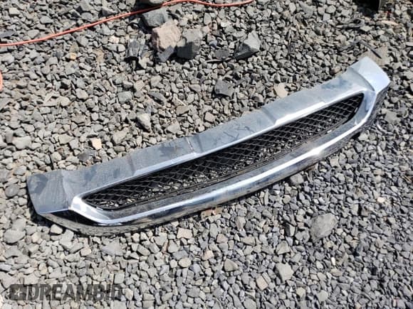 ✅ 2016 Mercedes-Benz GLE 350 • VIN: 4JGDA5HB2GA719767 • Лот: 61095154. Опубликован ранее на Copart с пробегом 70 539 миль. Бесплатный доступ к архиву аукционных продаж из США и подробный отчёт об истории автомобиля на DreamBid. Изображение 13.