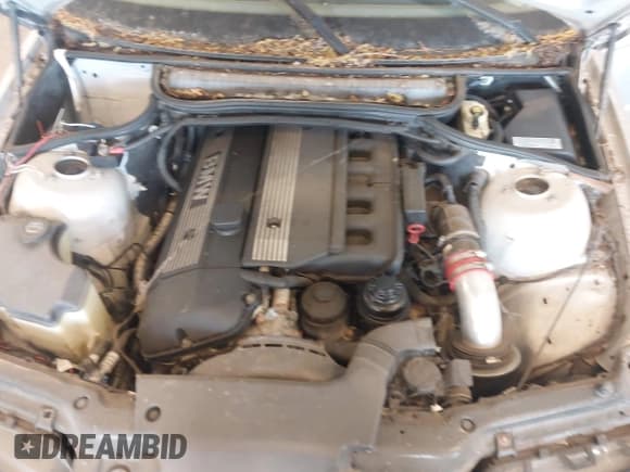 ✅ 2003 BMW 3 Series 325Ci • VIN: WBABN33483PG61569 • Lot: 42276123. Listed on IAAI with 221,349 mi. Free auction sales archive from the USA and detailed vehicle history report at DreamBid. Image 10.