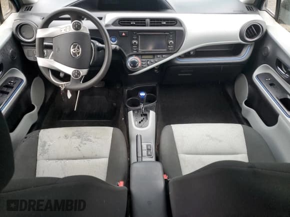 ✅ 2012 Toyota Prius Three • VIN: JTDKDTB3XC1023287 • Lot: 90334005. Wystawiony na Copart z przebiegiem Nie podano. Bezpłatny archiwum sprzedaży aukcyjnych z USA i szczegółowy raport historii pojazdu na DreamBid. Zdjęcie 8.