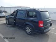 ✅ 2008 Chrysler Town & Country Touring • VIN: 2A8HR54P28R607704 • Lot: 43689570. Listed on IAAI with 235,370 mi. Free auction sales archive from the USA and detailed vehicle history report at DreamBid. Image 3.