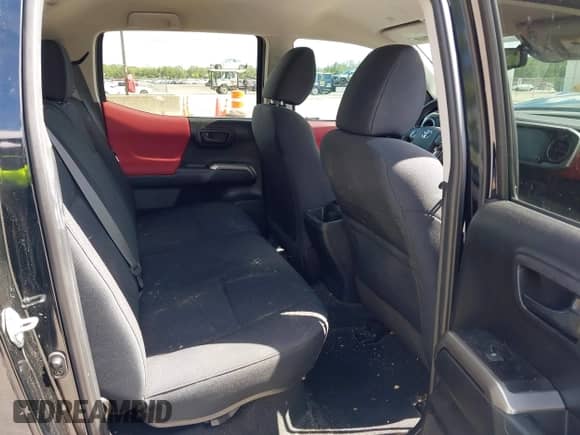 2022 Toyota Tacoma SR5 with VIN 3TMAZ5CN4NM164094, listed as a IAAI auction lot 43409274 with 38,585 mi miles and . Bid and sale history available at DreamBid. Image 8.