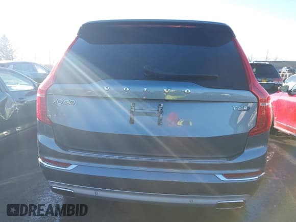 ✅ 2018 Volvo XC90 Inscription • VIN: YV4A22PL7J1336795 • Lot: 43516521. Listed on IAAI with 102,995 mi. Free auction sales archive from the USA and detailed vehicle history report at DreamBid. Image 15.