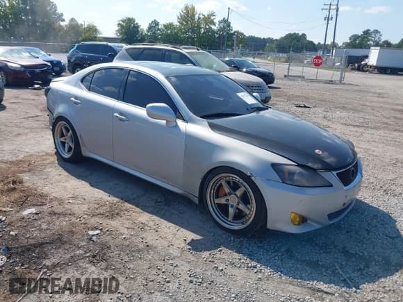 ✅ 2006 Lexus IS 350 • VIN: JTHBE262665004613 • Лот: 43277461. Опубликован ранее на IAAI с пробегом 246 648 миль. Бесплатный доступ к архиву аукционных продаж из США и подробный отчёт об истории автомобиля на DreamBid. Изображение 1.