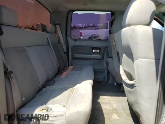 ✅ 2006 Ford F-150 XLT • VIN: 1FTRW12WX6KB28532 • Лот: 71475315. Опубликован ранее на Copart с пробегом 177 934 миль. Бесплатный доступ к архиву аукционных продаж из США и подробный отчёт об истории автомобиля на DreamBid. Изображение 10.