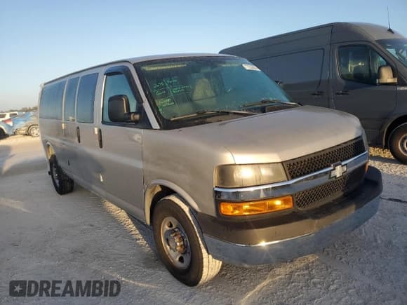 ✅ 2008 Chevrolet Express Passenger • VIN: 1GAHG39K181202980 • Lot: 77233854. Listed on Copart with Not provided. Free auction sales archive from the USA and detailed vehicle history report at DreamBid. Image 4.