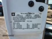 ✅ 2003 Chevrolet Silverado 2500HD LT • VIN: 1GCHK29GX3E175047 • Lot: 71285495. Wystawiony na Copart z przebiegiem 160 470 mil. Bezpłatny archiwum sprzedaży aukcyjnych z USA i szczegółowy raport historii pojazdu na DreamBid. Zdjęcie 12.