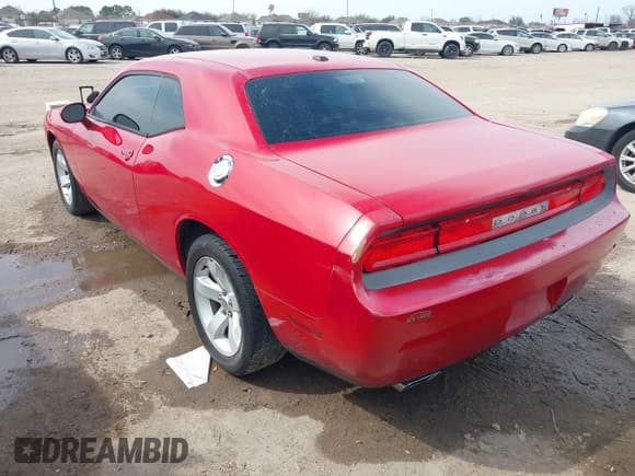 ✅ 2013 Dodge Challenger Rallye Redline • VIN: 2C3CDYAG6DH581635 • Lot: 41666837. Wystawiony na IAAI z przebiegiem 66 514 mil. Bezpłatny archiwum sprzedaży aukcyjnych z USA i szczegółowy raport historii pojazdu na DreamBid. Zdjęcie 3.