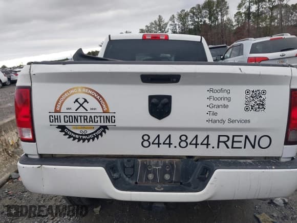 ✅ 2018 Ram 1500 Tradesman • VIN: 1C6RR6FG3JS147382 • Лот: 41251352. Опубликован ранее на IAAI с пробегом 166 066 миль. Бесплатный доступ к архиву аукционных продаж из США и подробный отчёт об истории автомобиля на DreamBid. Изображение 16.