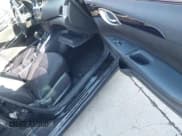 ✅ 2019 Nissan Sentra S • VIN: 3N1AB7AP8KY366772 • Lot: 43687536. Wystawiony na IAAI z przebiegiem 122 276 mil. Bezpłatny archiwum sprzedaży aukcyjnych z USA i szczegółowy raport historii pojazdu na DreamBid. Zdjęcie 5.