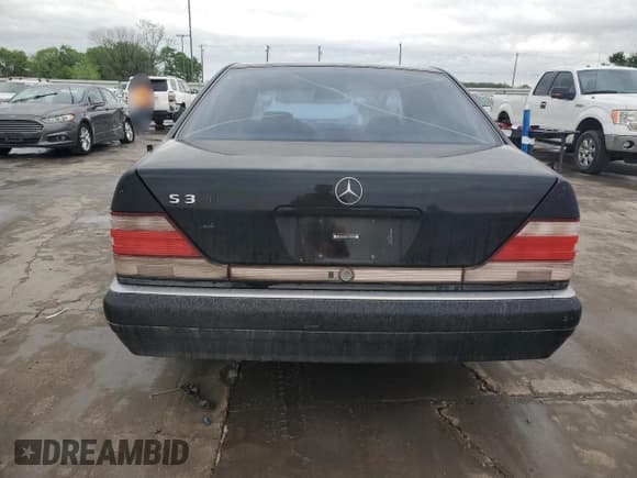 ✅ 1997 Mercedes-Benz S 320/430/500 • VIN: WDBGA32G9VA363145 • Lot: 49585415. Wystawiony na Copart z przebiegiem 208 500 mil. Bezpłatny archiwum sprzedaży aukcyjnych z USA i szczegółowy raport historii pojazdu na DreamBid. Zdjęcie 6.