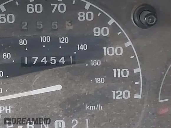 ✅ 1999 Ford Ranger XL • VIN: 1FTYR14V5XTA02002 • Lot: 43793464. Wystawiony na IAAI z przebiegiem 174 541 mil. Bezpłatny archiwum sprzedaży aukcyjnych z USA i szczegółowy raport historii pojazdu na DreamBid. Zdjęcie 7.