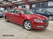 ✅ 2015 Volkswagen Passat S • VIN: 1VWAT7A39FC086541 • Lot: 96803935. Wystawiony na Copart z przebiegiem 146 758 mil. Bezpłatny archiwum sprzedaży aukcyjnych z USA i szczegółowy raport historii pojazdu na DreamBid. Zdjęcie 4.
