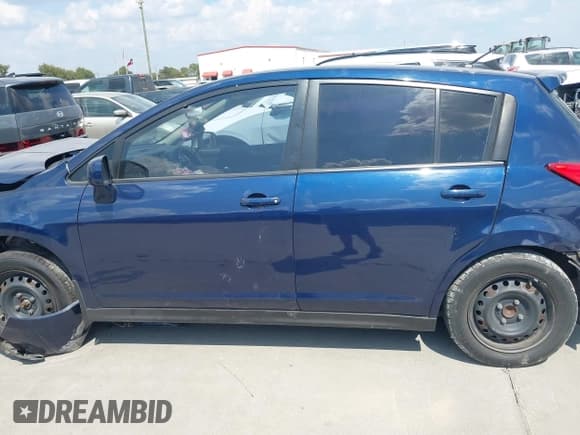 ✅ 2012 Nissan Versa S • VIN: 3N1BC1CPXCK244415 • Lot: 43246219. Listed on IAAI with 65,051 mi. Free auction sales archive from the USA and detailed vehicle history report at DreamBid. Image 15.