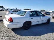 ✅ 1998 Ford Crown Victoria • VIN: 2FAFP73W5WX190618 • Lot: 87218694. Wystawiony na Copart z przebiegiem 137 011 mil. Bezpłatny archiwum sprzedaży aukcyjnych z USA i szczegółowy raport historii pojazdu na DreamBid. Zdjęcie 3.