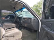 ✅ 2006 Chevrolet Silverado 2500HD LT3 • VIN: 1GCHK23D06F160988 • Лот: 42415980. Опубликован ранее на IAAI с пробегом 306 451 миль. Бесплатный доступ к архиву аукционных продаж из США и подробный отчёт об истории автомобиля на DreamBid. Изображение 5.