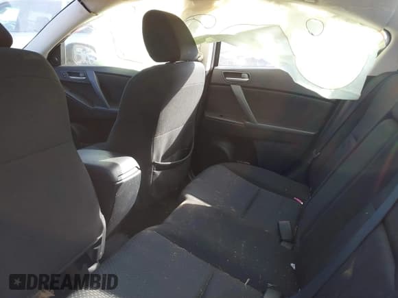 ✅ 2010 Mazda 3 i SV • VIN: JM1BL1SFXA1178632 • Lot: 41355624. Wystawiony na IAAI z przebiegiem 190 688 mil. Bezpłatny archiwum sprzedaży aukcyjnych z USA i szczegółowy raport historii pojazdu na DreamBid. Zdjęcie 8.