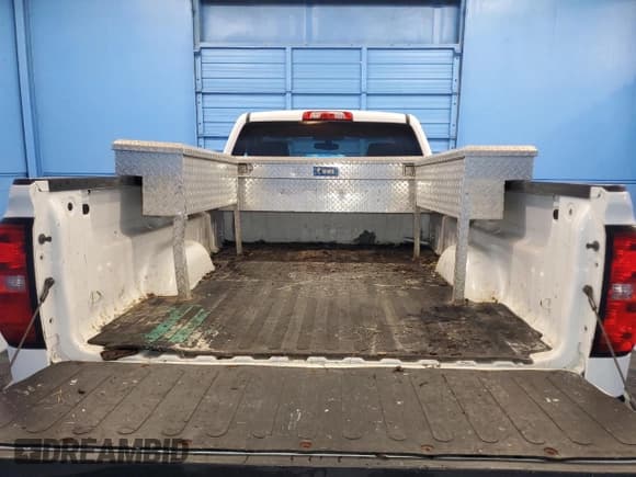 ✅ 2017 Chevrolet Silverado 1500 Work Truck • VIN: 1GCNKNEH3HZ289958 • Лот: 62825235. Опубликован ранее на Copart с пробегом 181 967 миль. Бесплатный доступ к архиву аукционных продаж из США и подробный отчёт об истории автомобиля на DreamBid. Изображение 10.