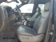 ✅ 2019 Chevrolet Silverado 1500 LTZ • VIN: 3GCPWEED8KG125364 • Lot: 69506784. Wystawiony na Copart z przebiegiem 99 392 mil. Bezpłatny archiwum sprzedaży aukcyjnych z USA i szczegółowy raport historii pojazdu na DreamBid. Zdjęcie 7.