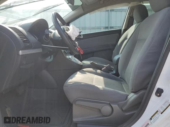 ✅ 2010 Nissan Sentra S • VIN: 3N1AB6AP6AL726725 • Lot: 59870965. Wystawiony na Copart z przebiegiem 139 054 mil. Bezpłatny archiwum sprzedaży aukcyjnych z USA i szczegółowy raport historii pojazdu na DreamBid. Zdjęcie 7.