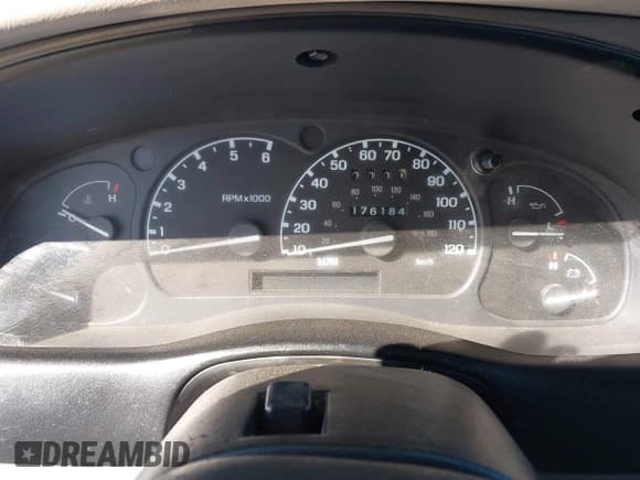 ✅ 1997 Ford Ranger XL • VIN: 1FTCR15UXVPB51818 • Lot: 43572838. Listed on IAAI with 176,184 mi. Free auction sales archive from the USA and detailed vehicle history report at DreamBid. Image 7.