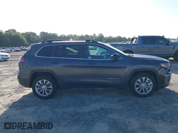 ✅ 2022 Jeep Cherokee Latitude Lux • VIN: 1C4PJLMX7ND520989 • Lot: 42762299. Listed on IAAI with 31,073 mi. Free auction sales archive from the USA and detailed vehicle history report at DreamBid. Image 13.