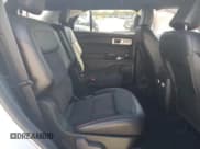 ✅ 2023 Ford Explorer ST-Line • VIN: 1FMSK8KH8PGA40456 • Lot: 52634285. Wystawiony na Copart z przebiegiem Nie podano. Bezpłatny archiwum sprzedaży aukcyjnych z USA i szczegółowy raport historii pojazdu na DreamBid. Zdjęcie 11.