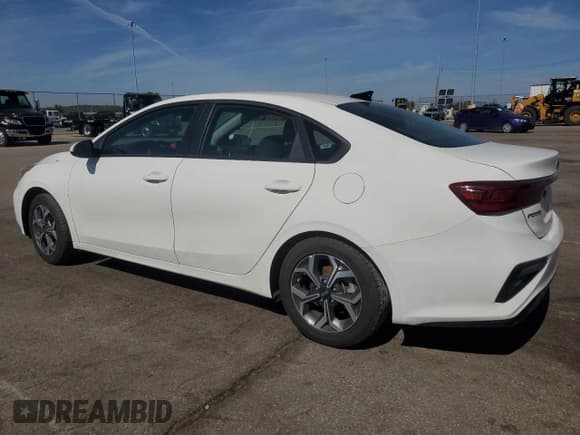 ✅ 2020 Kia Forte FE • VIN: 3KPF24AD1LE198807 • Lot: 81952625. Wystawiony na Copart z przebiegiem 63 779 mil. Bezpłatny archiwum sprzedaży aukcyjnych z USA i szczegółowy raport historii pojazdu na DreamBid. Zdjęcie 2.