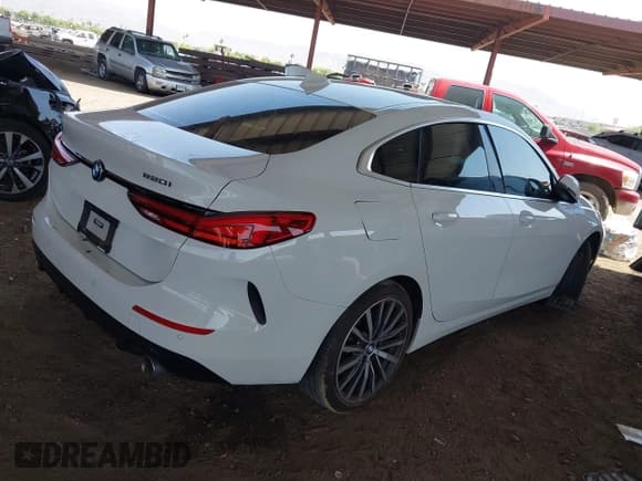 ✅ 2022 BMW 2 Series 228i • VIN: WBA53AK08N7K41185 • Lot: 42644493. Wystawiony na IAAI z przebiegiem 54 144 mil. Bezpłatny archiwum sprzedaży aukcyjnych z USA i szczegółowy raport historii pojazdu na DreamBid. Zdjęcie 4.