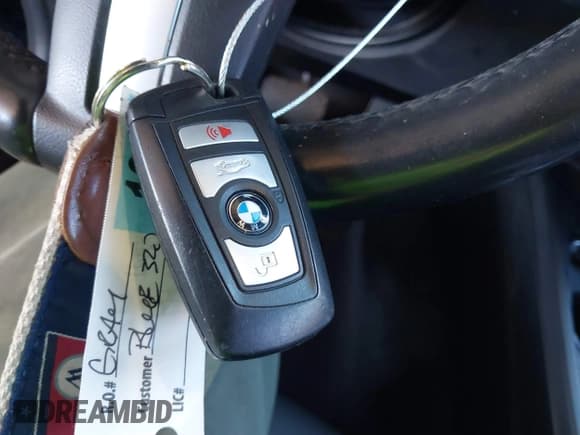 ✅ 2017 BMW 3 Series 320i • VIN: WBA8E1G56HNU15069 • Лот: 43476762. Опубликован ранее на IAAI с пробегом 65 614 миль. Бесплатный доступ к архиву аукционных продаж из США и подробный отчёт об истории автомобиля на DreamBid. Изображение 11.