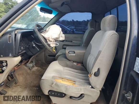 ✅ 1995 Dodge 1500 • VIN: 1B7HC16Z1SS302992 • Lot: 80783935. Listed on Copart with 235,324 mi. Free auction sales archive from the USA and detailed vehicle history report at DreamBid. Image 7.